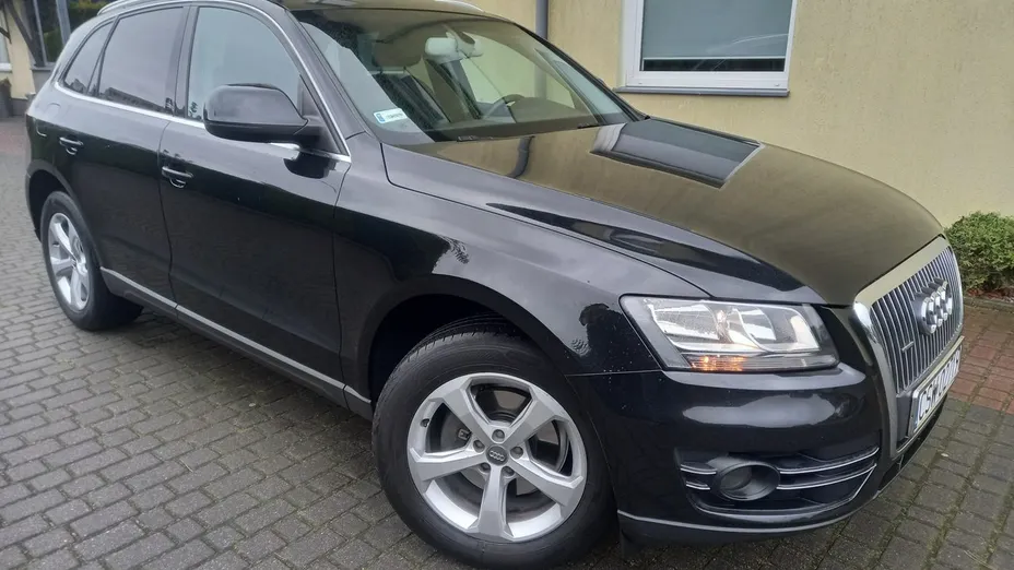 AUDI Q5 -