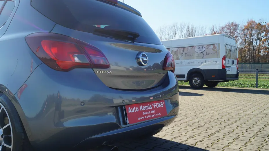 OPEL Corsa -