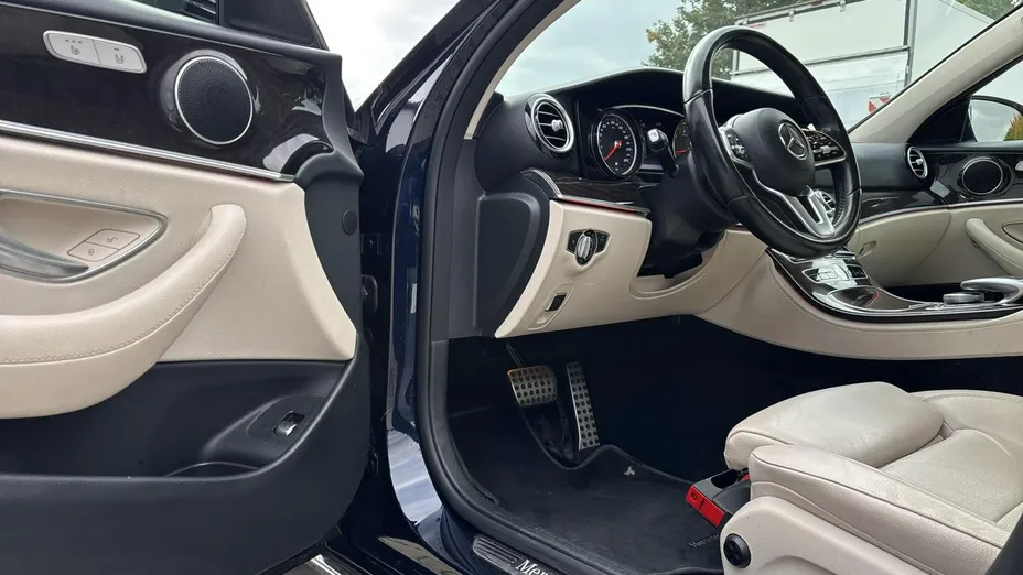 MERCEDES-BENZ E Klasa -
