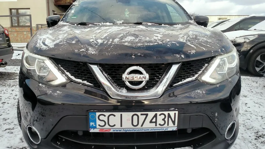 NISSAN Qashqai -