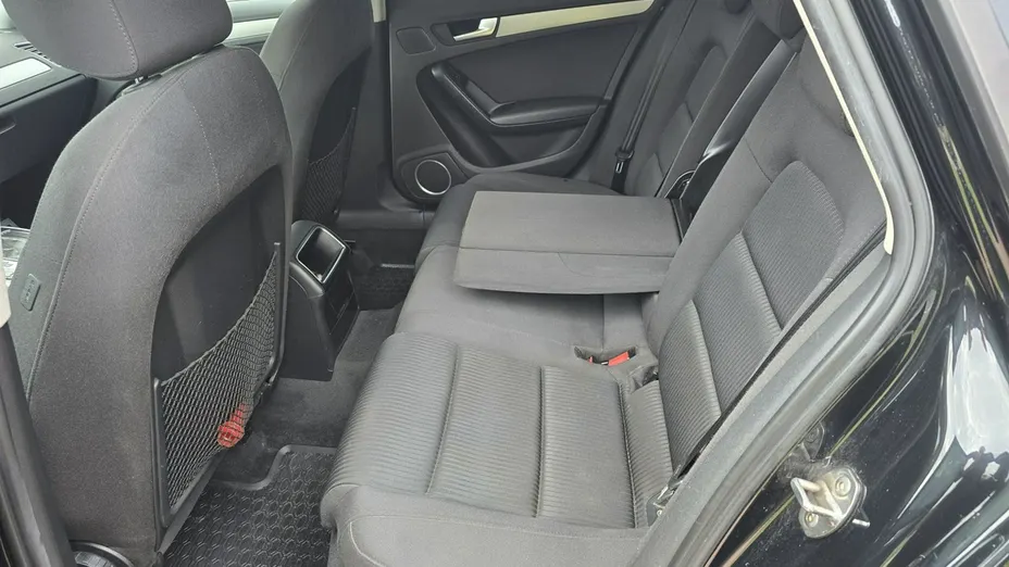 AUDI A4 -