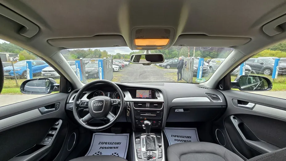 AUDI A4 -