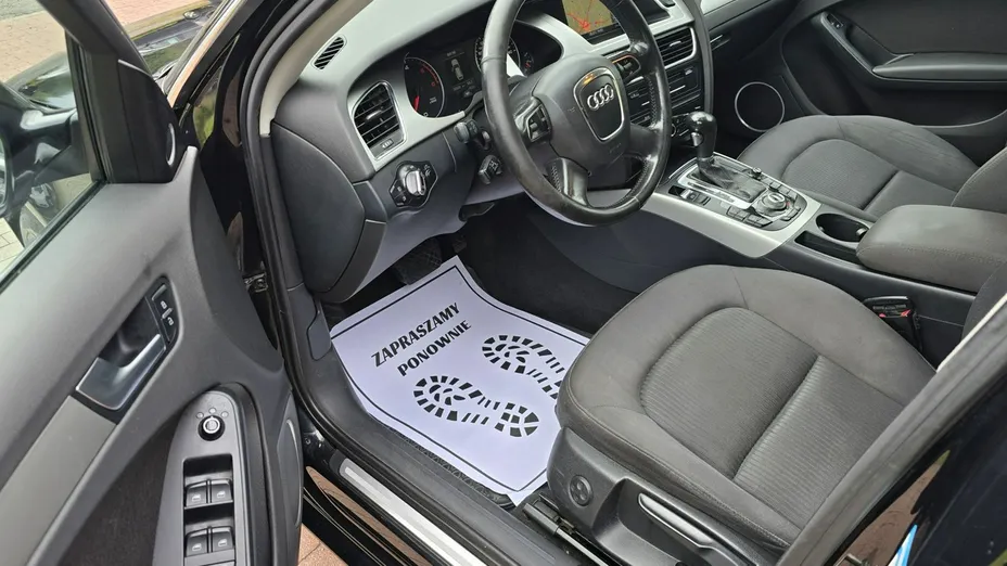 AUDI A4 -