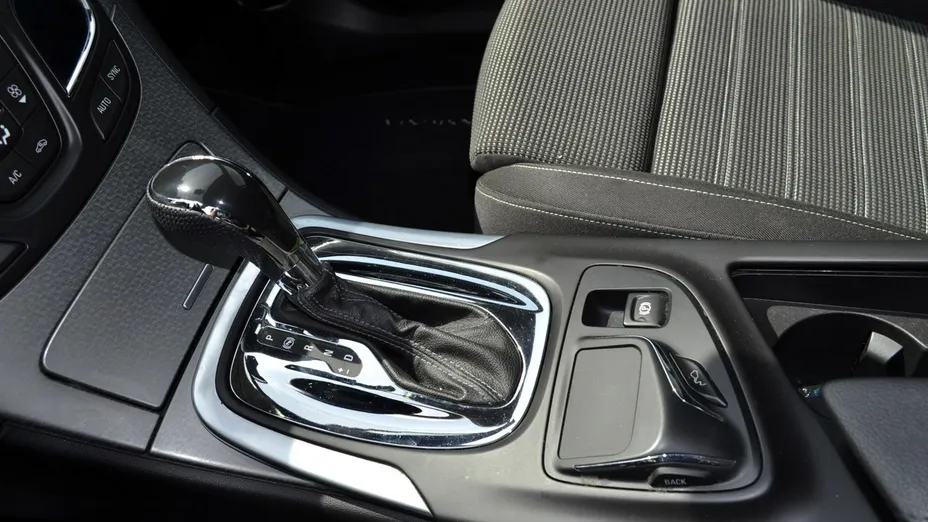 OPEL Insignia -
