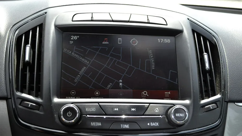 OPEL Insignia -