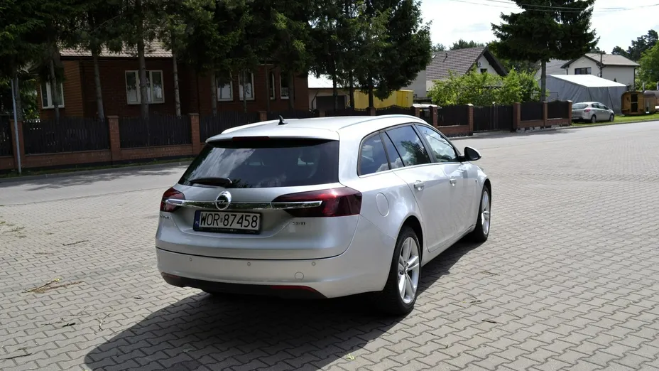 OPEL Insignia -