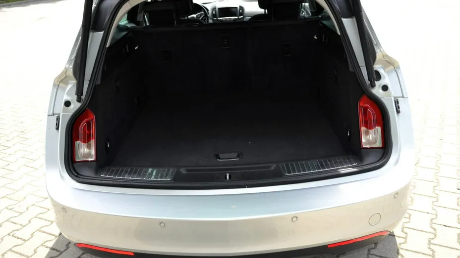 OPEL Insignia -