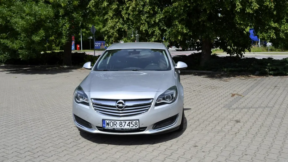 OPEL Insignia -