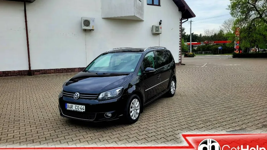 VOLKSWAGEN Touran -