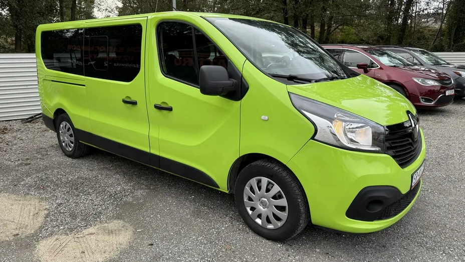 RENAULT Trafic -