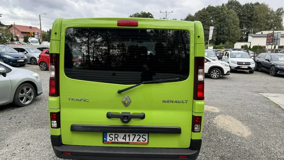RENAULT Trafic -