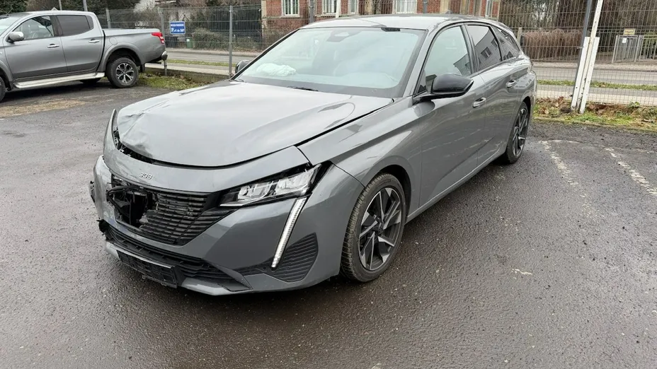 PEUGEOT 308 -