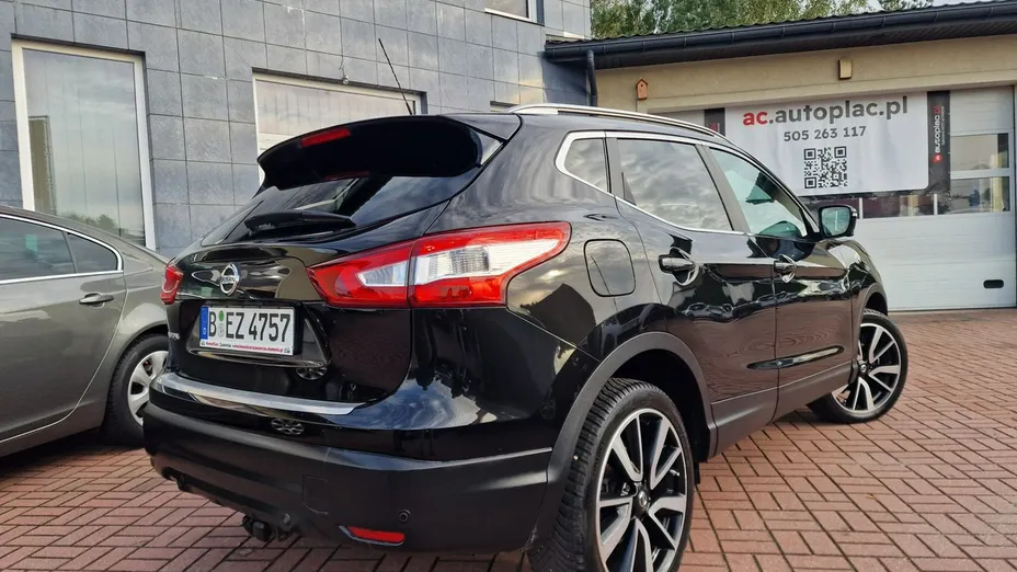 NISSAN Qashqai -