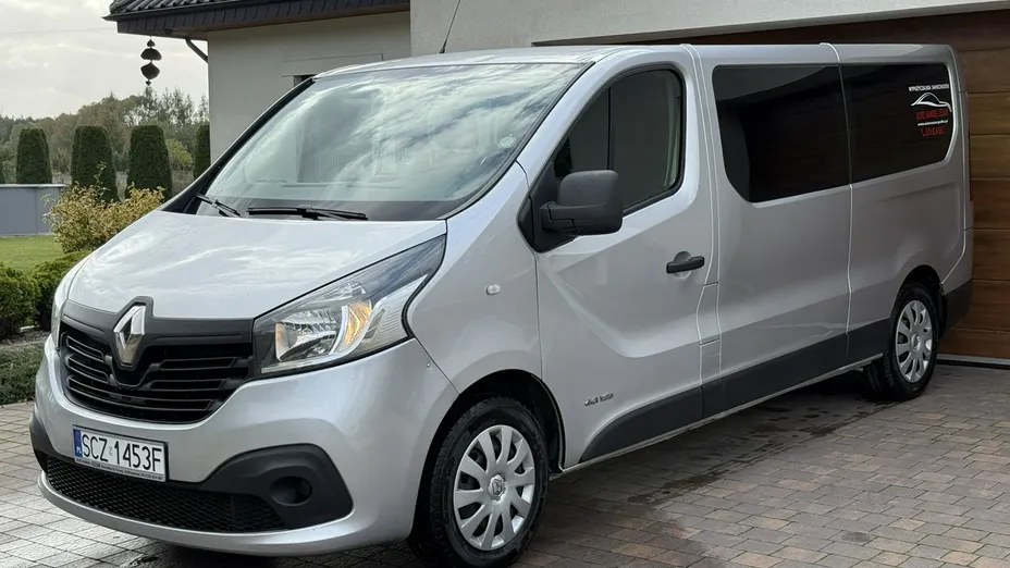 RENAULT Trafic -