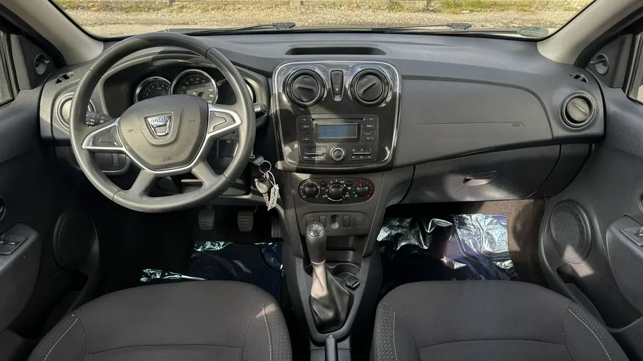DACIA Sandero -