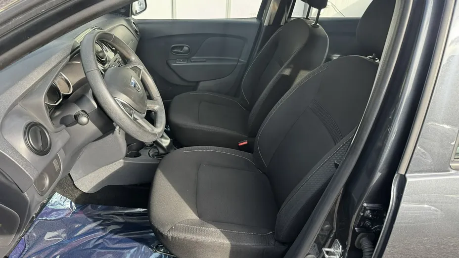DACIA Sandero -