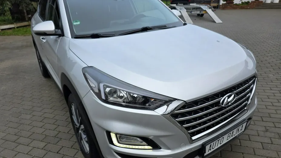 HYUNDAI Tucson -