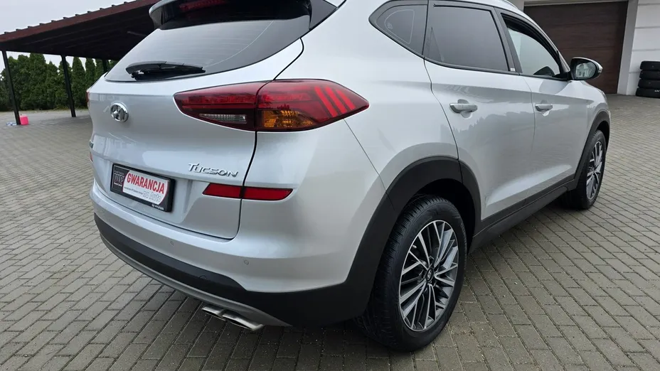 HYUNDAI Tucson -