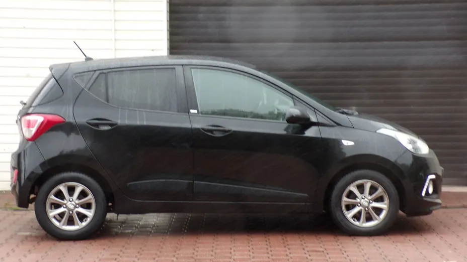 HYUNDAI i10 -