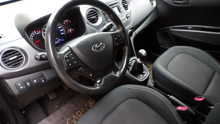 HYUNDAI i10 -