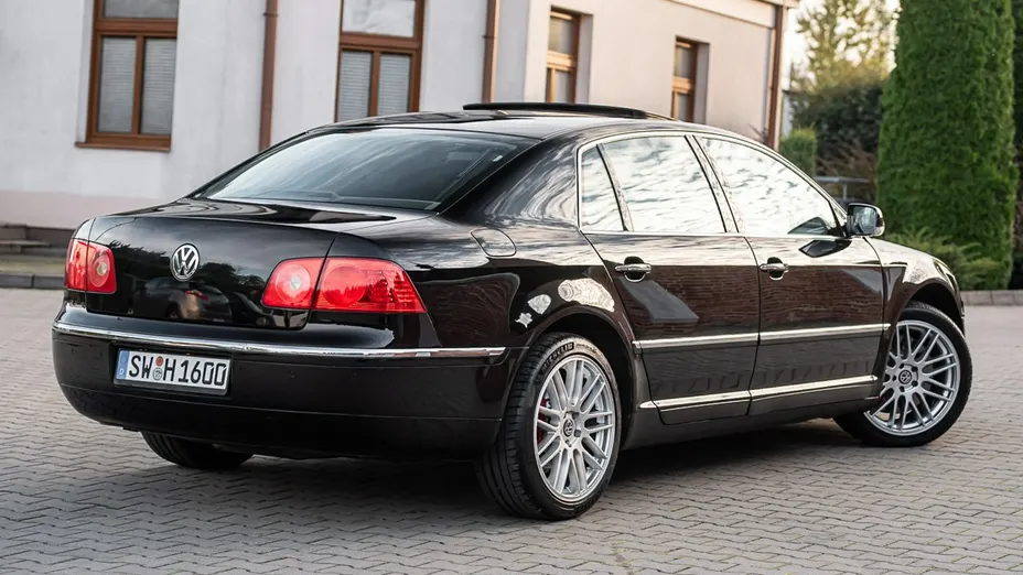 VOLKSWAGEN Phaeton -