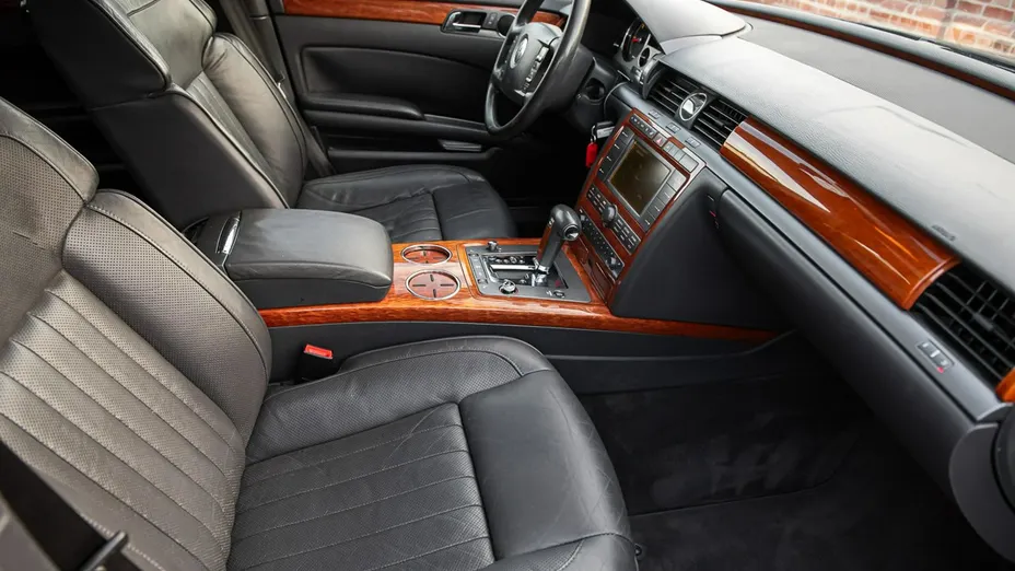 VOLKSWAGEN Phaeton -