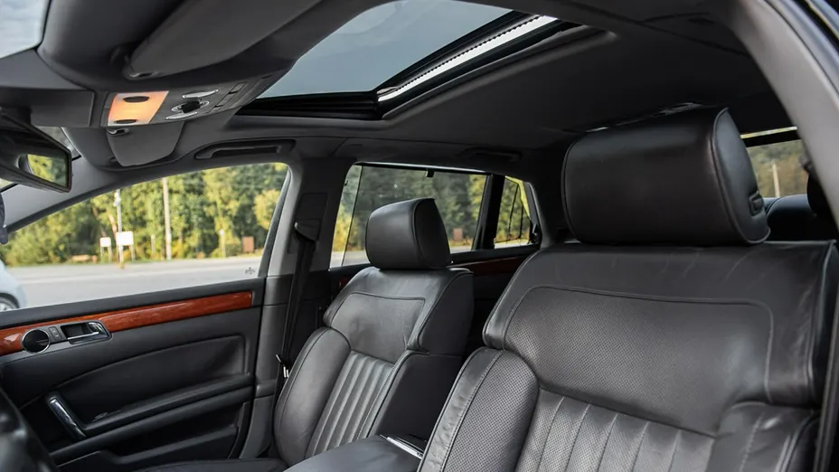 VOLKSWAGEN Phaeton -