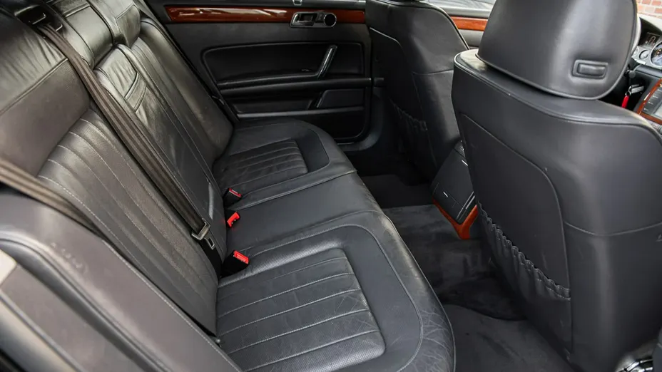 VOLKSWAGEN Phaeton -