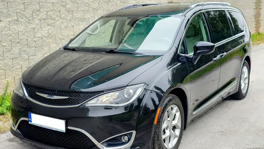 CHRYSLER Pacifica -