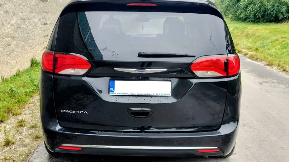 CHRYSLER Pacifica -