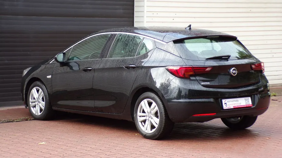 OPEL Astra -