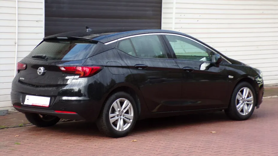OPEL Astra -