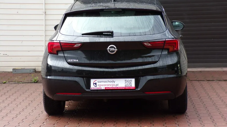 OPEL Astra -