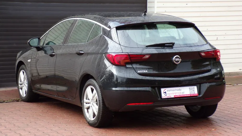 OPEL Astra -