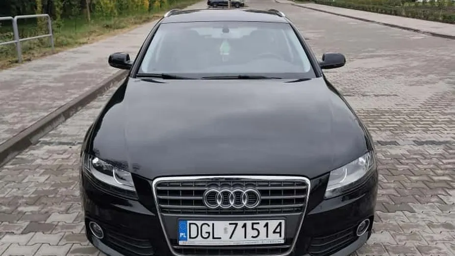 AUDI A4 -