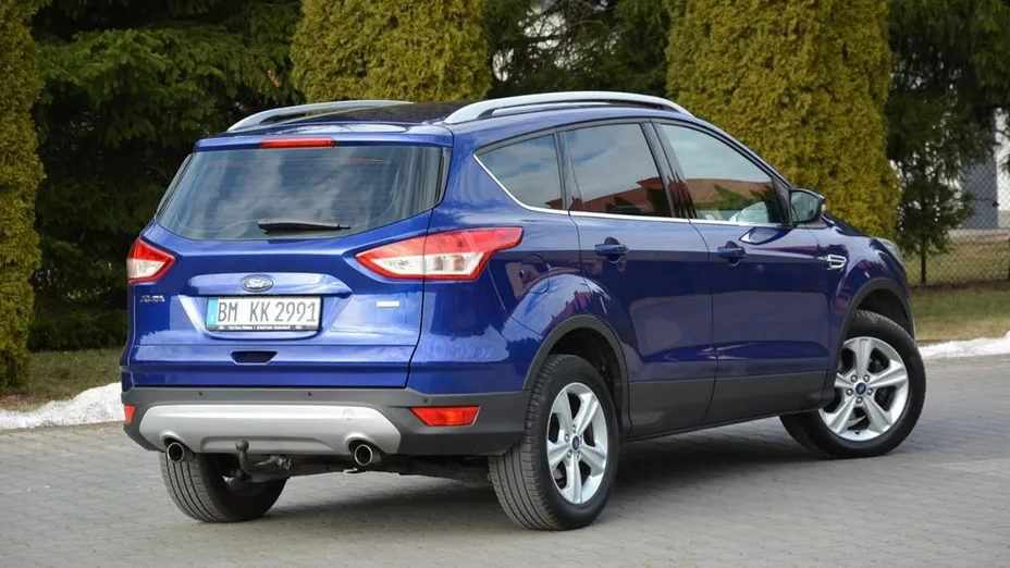 FORD Kuga -
