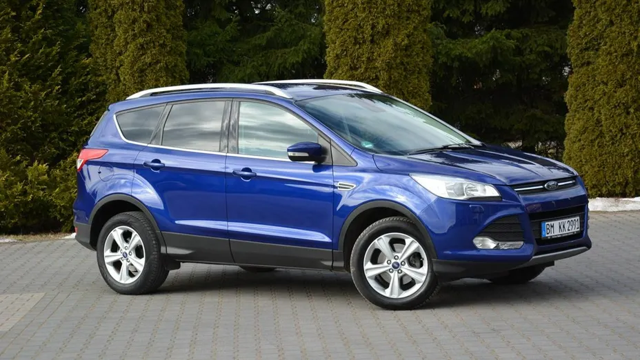 FORD Kuga -
