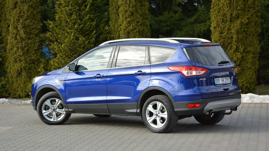 FORD Kuga -