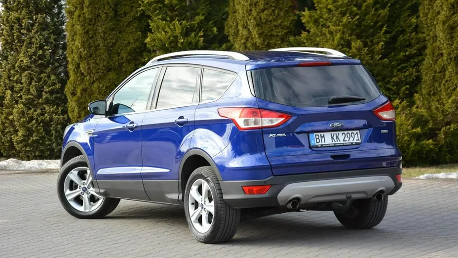 FORD Kuga -