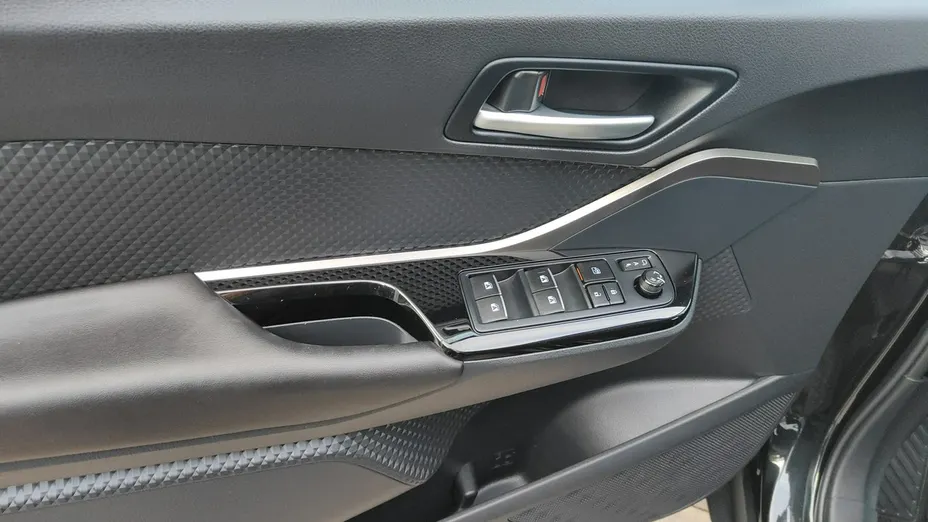 TOYOTA C-HR -