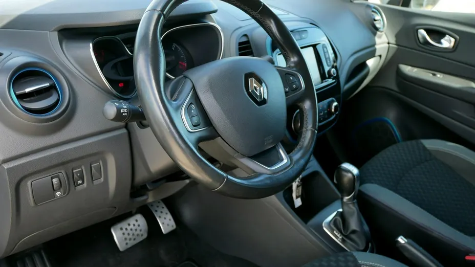 RENAULT Captur -