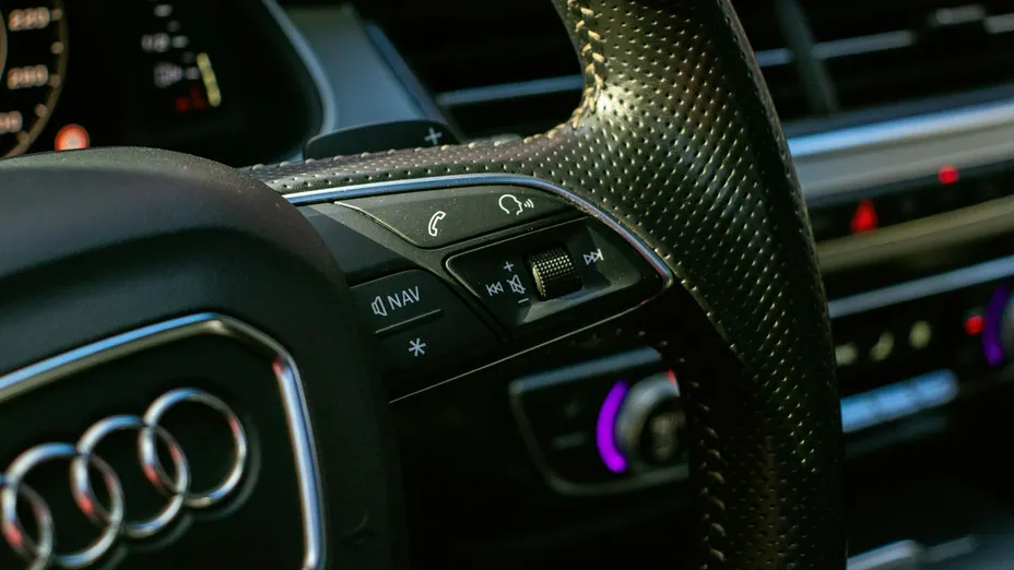 AUDI Q7 -