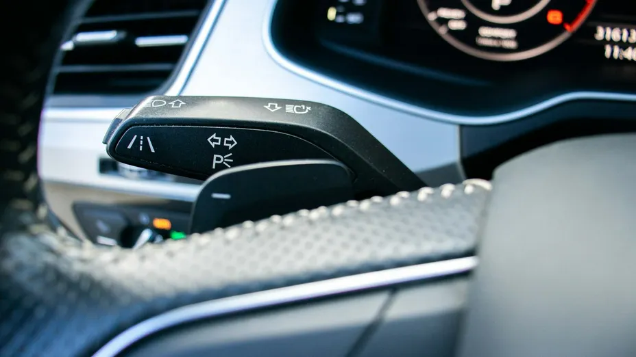 AUDI Q7 -