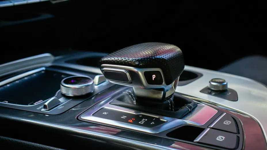 AUDI Q7 -