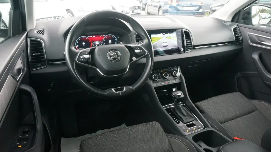 SKODA Karoq -