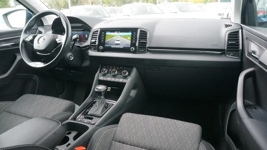 SKODA Karoq -