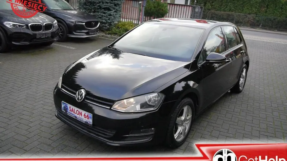 VOLKSWAGEN Golf -
