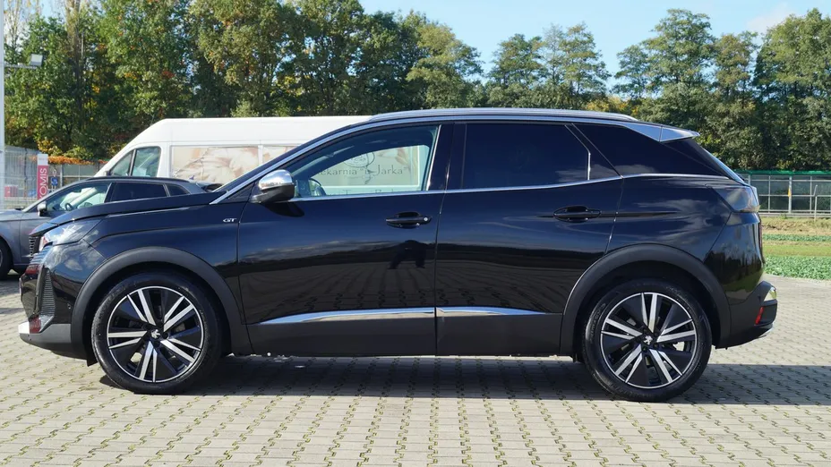 PEUGEOT 3008 -