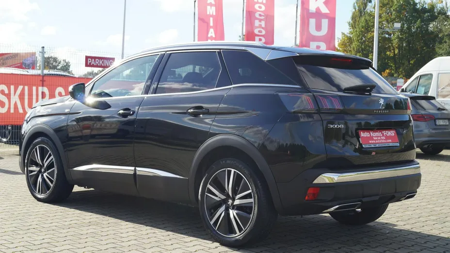 PEUGEOT 3008 -