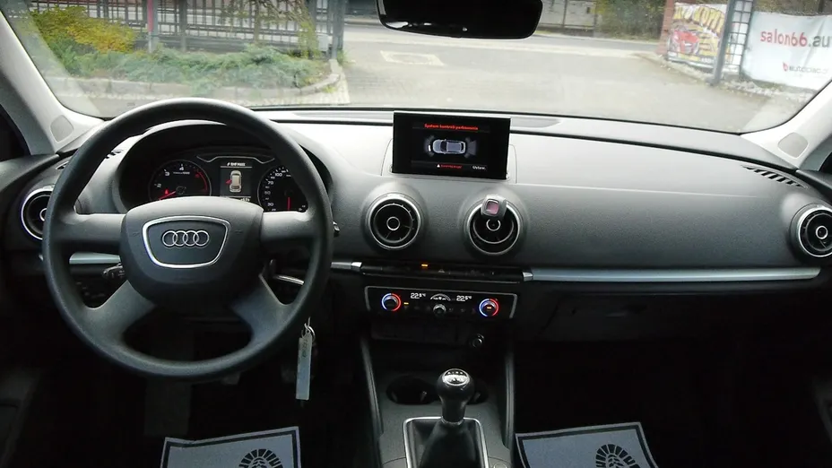 AUDI A3 -